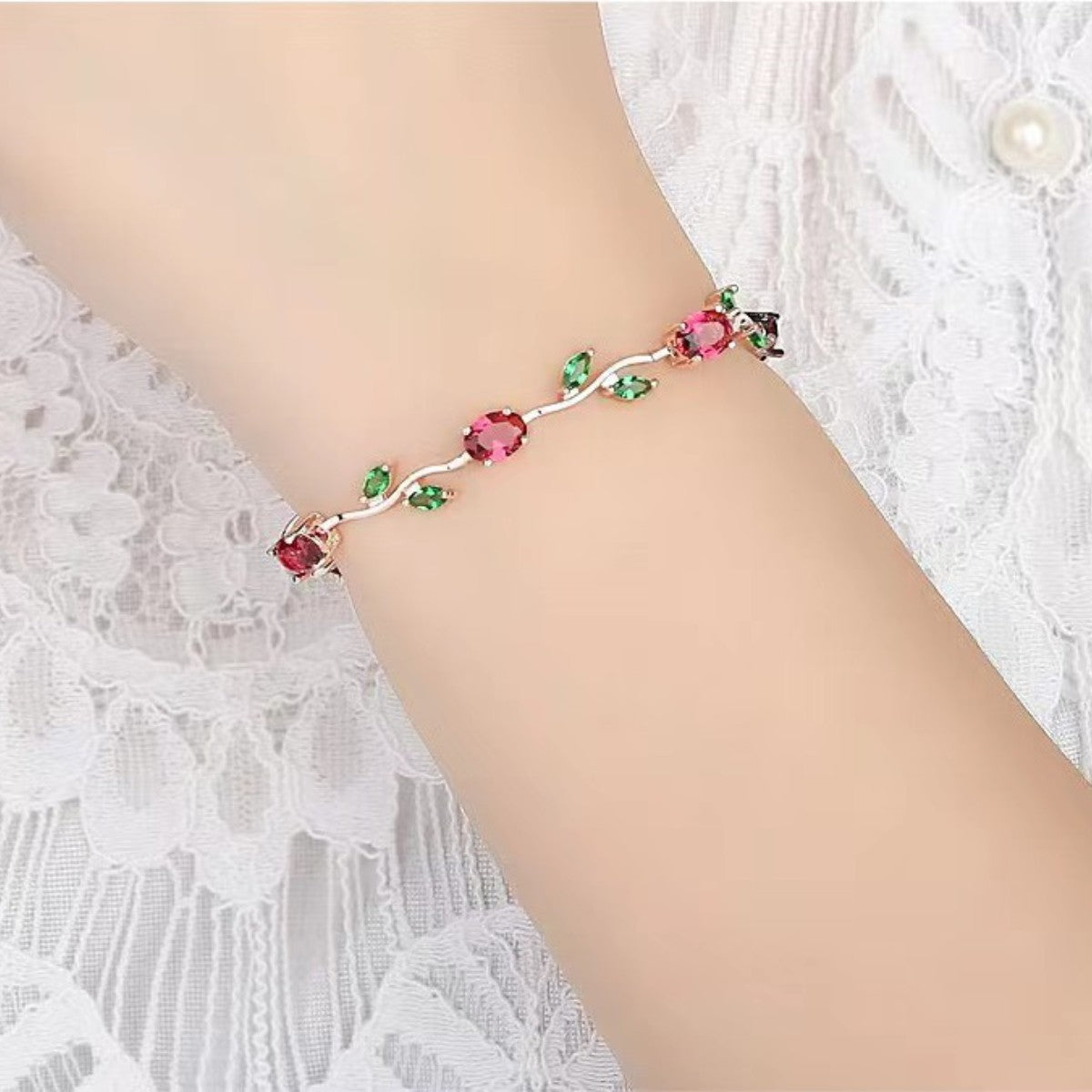 Zircon Leaf Branch Bracelet
