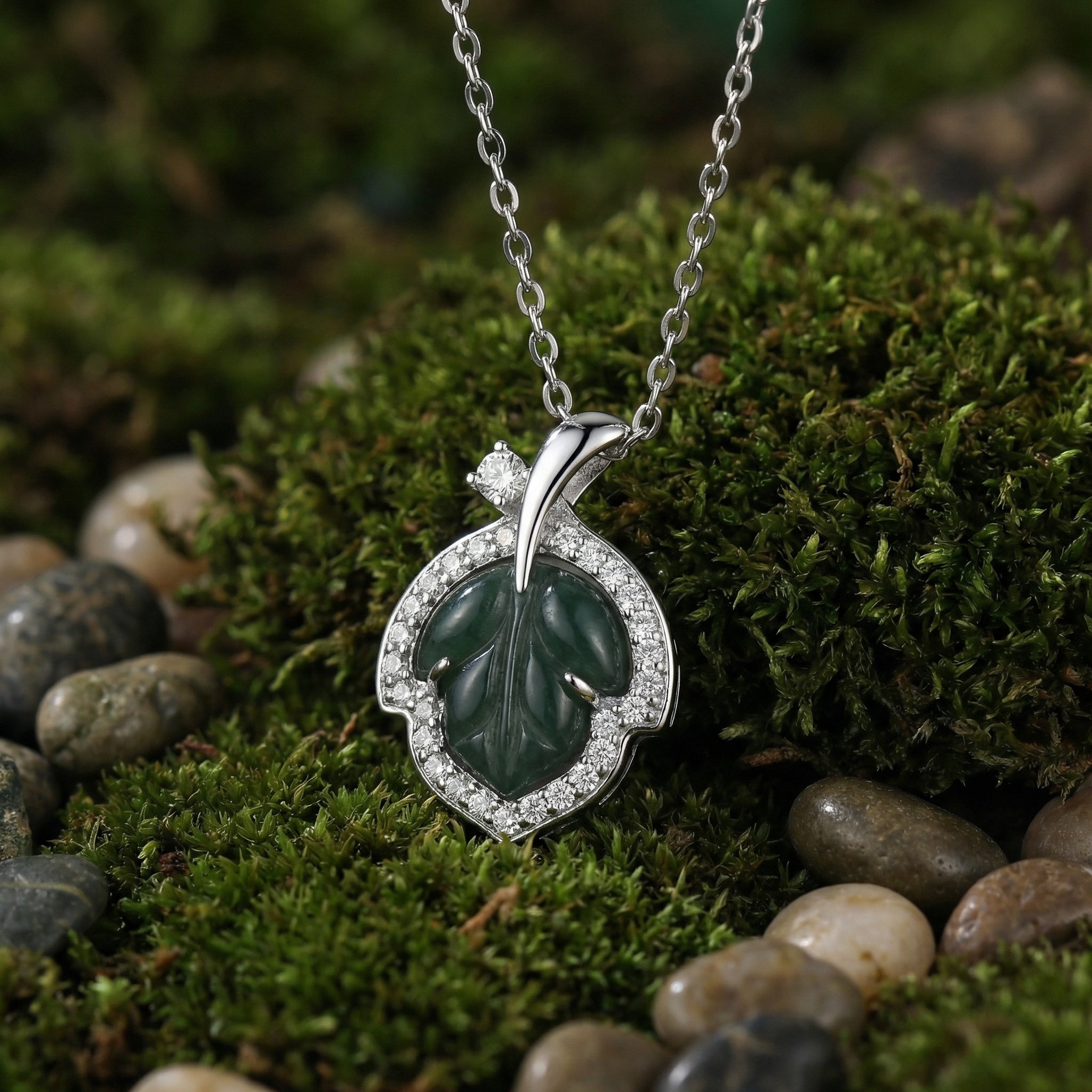Elegant Green Leaf Necklace