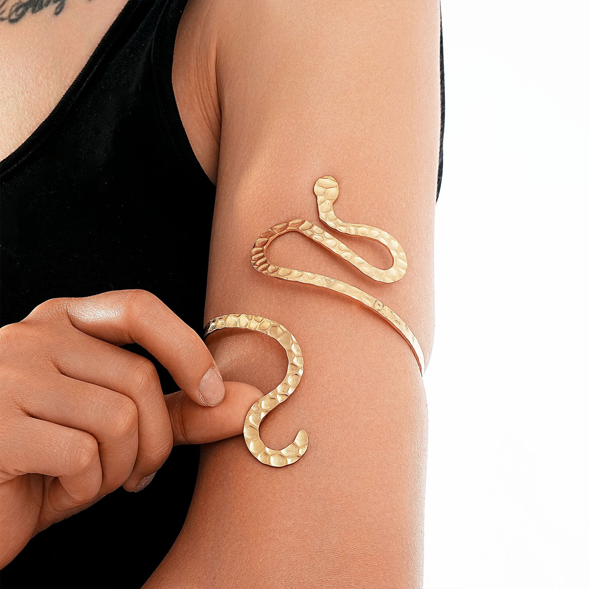 Exaggerated Pattern Adjustable Bracelet